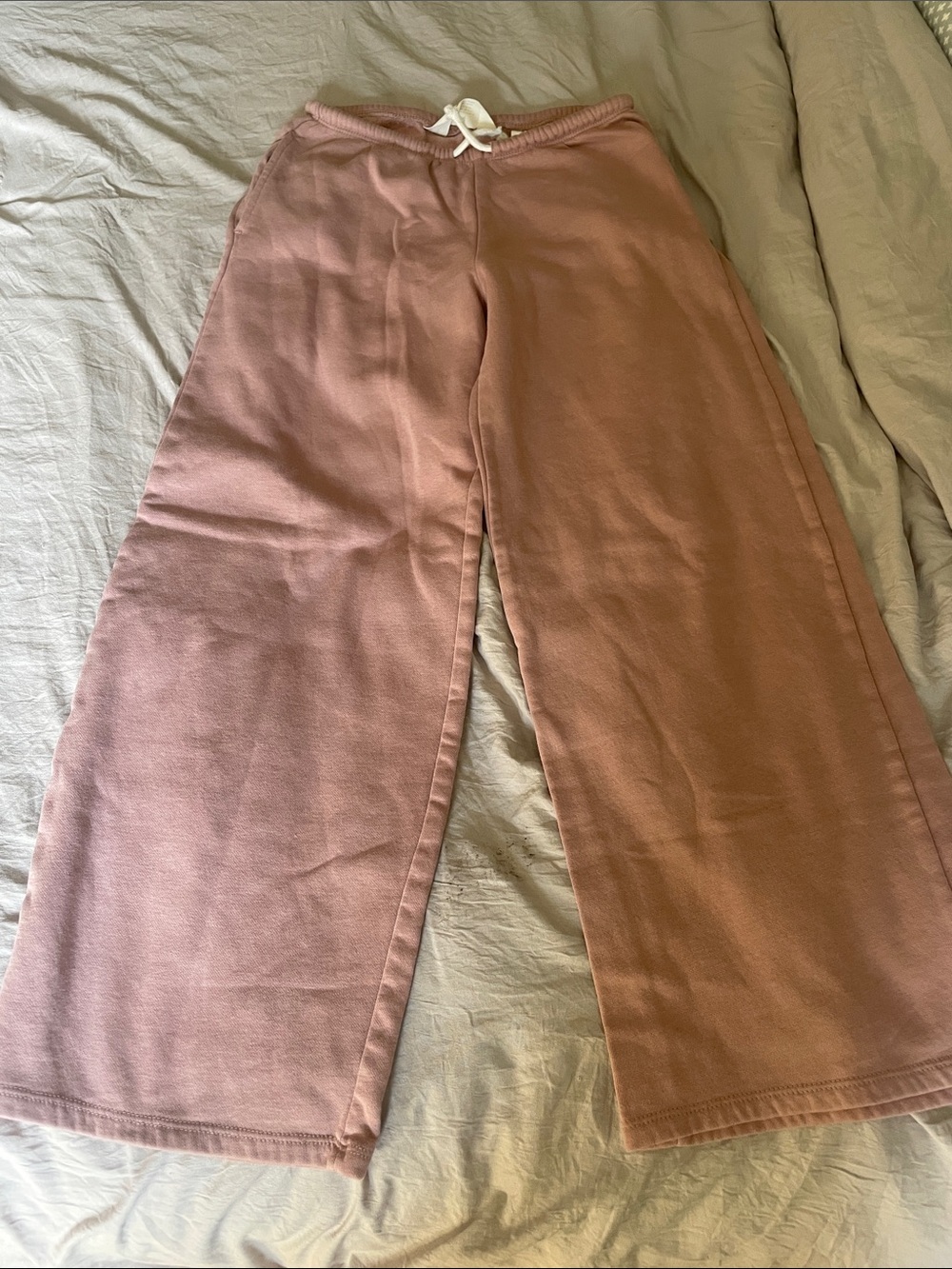 H&M Wide-Leg Sweatpants in Dusty Rose